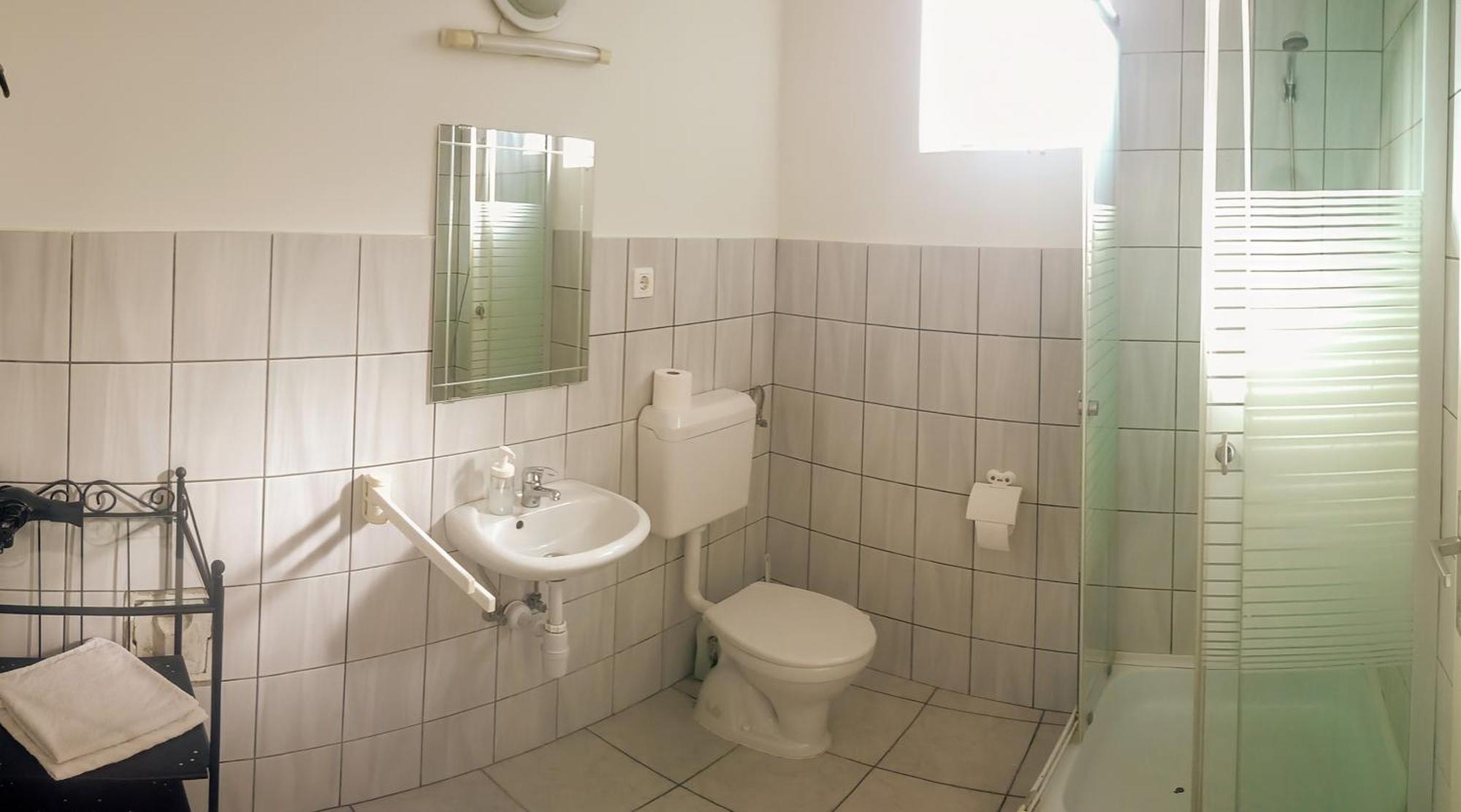 Sparrowl Apartments Budapest Bagian luar foto