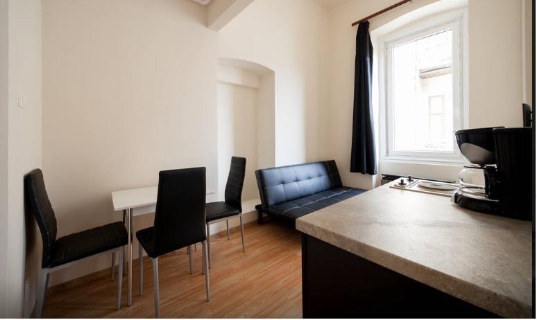 Sparrowl Apartments Budapest Ruang foto